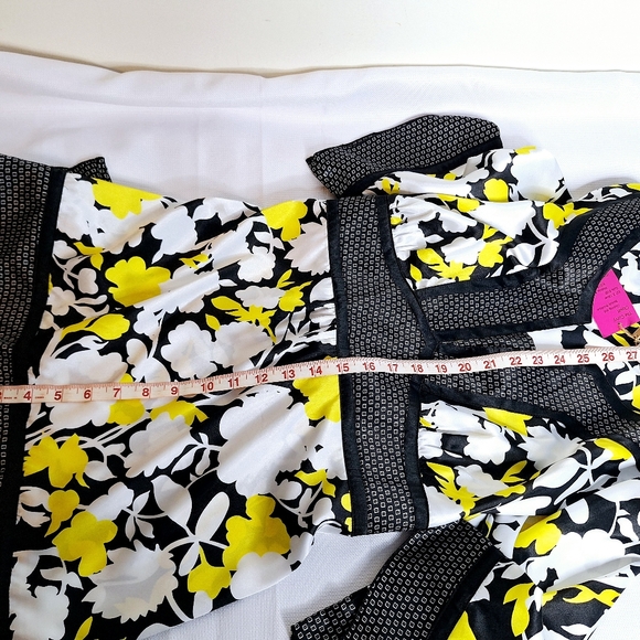 NWT Lane Bryant brand" The Kimono Tunic" Tunic blouse size 22/24. - Picture 5 of 8